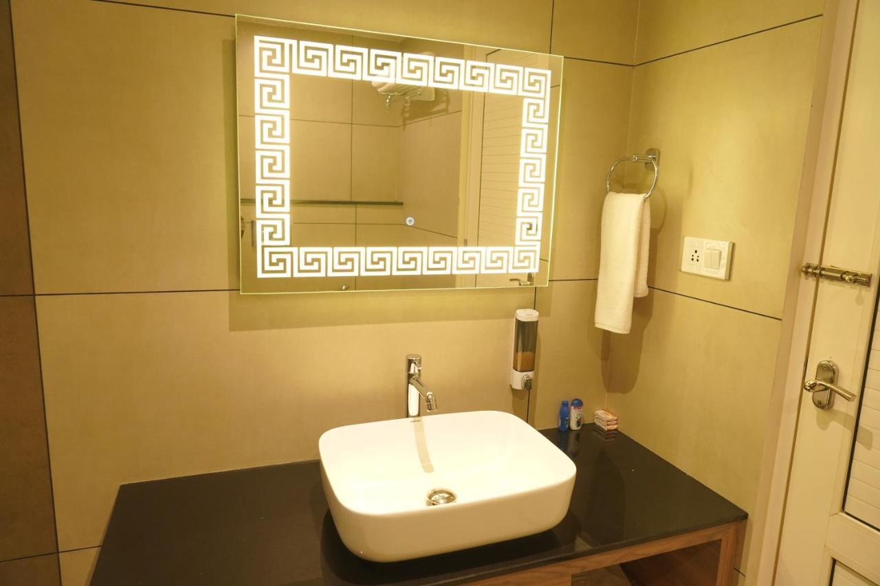 Hotel Bekal International Kāsaragod エクステリア 写真